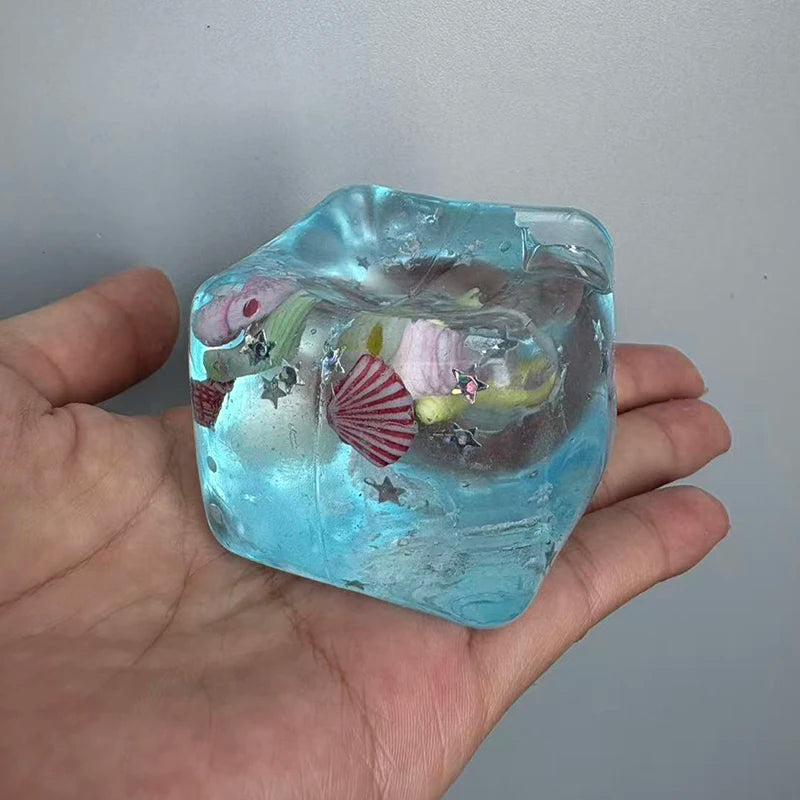 😳 Ocean Cube Squishy