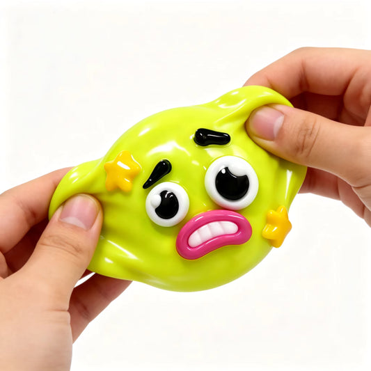 😳 Smushers Dog Face Squishy Toy